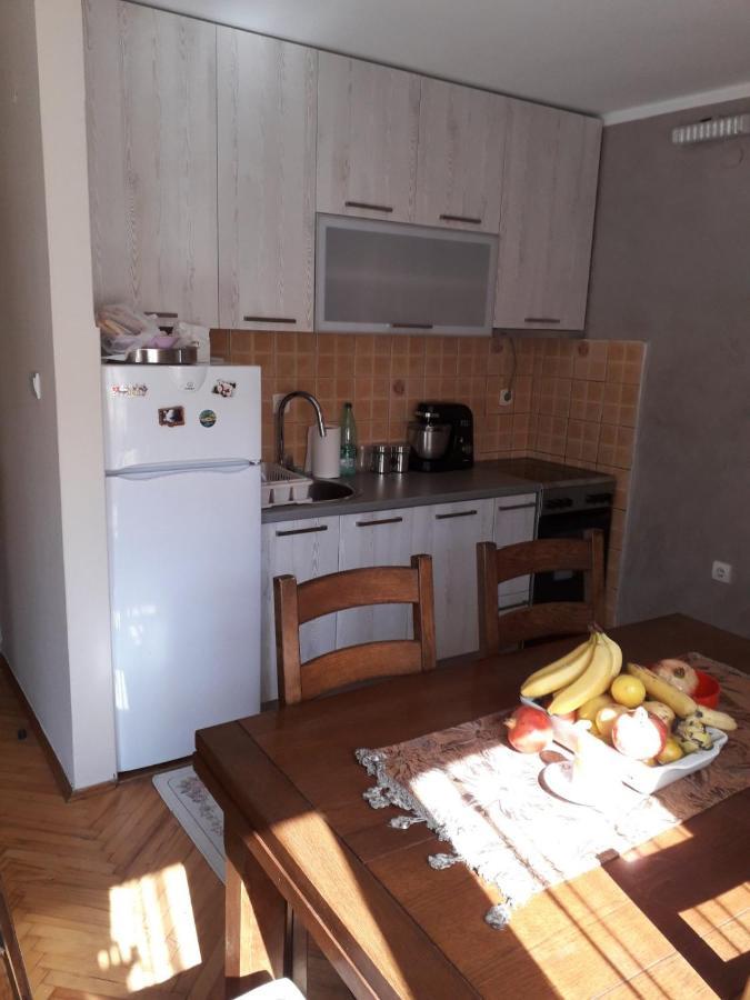 Apartment Stana Petrovac Buitenkant foto