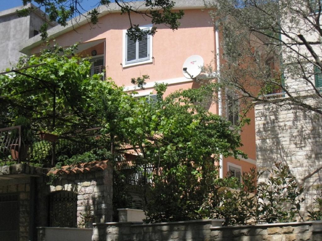 Apartment Stana Petrovac Buitenkant foto