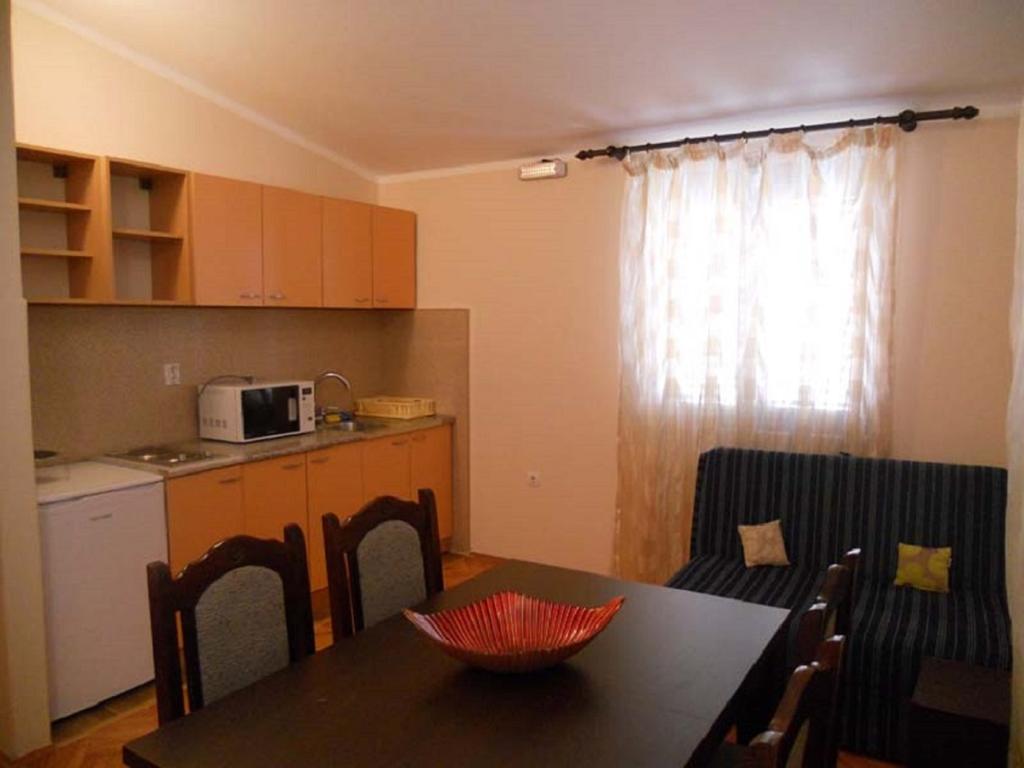 Apartment Stana Petrovac Buitenkant foto