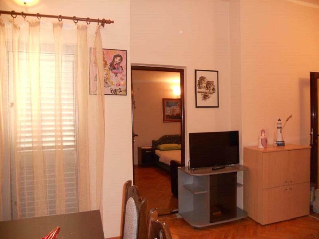 Apartment Stana Petrovac Buitenkant foto