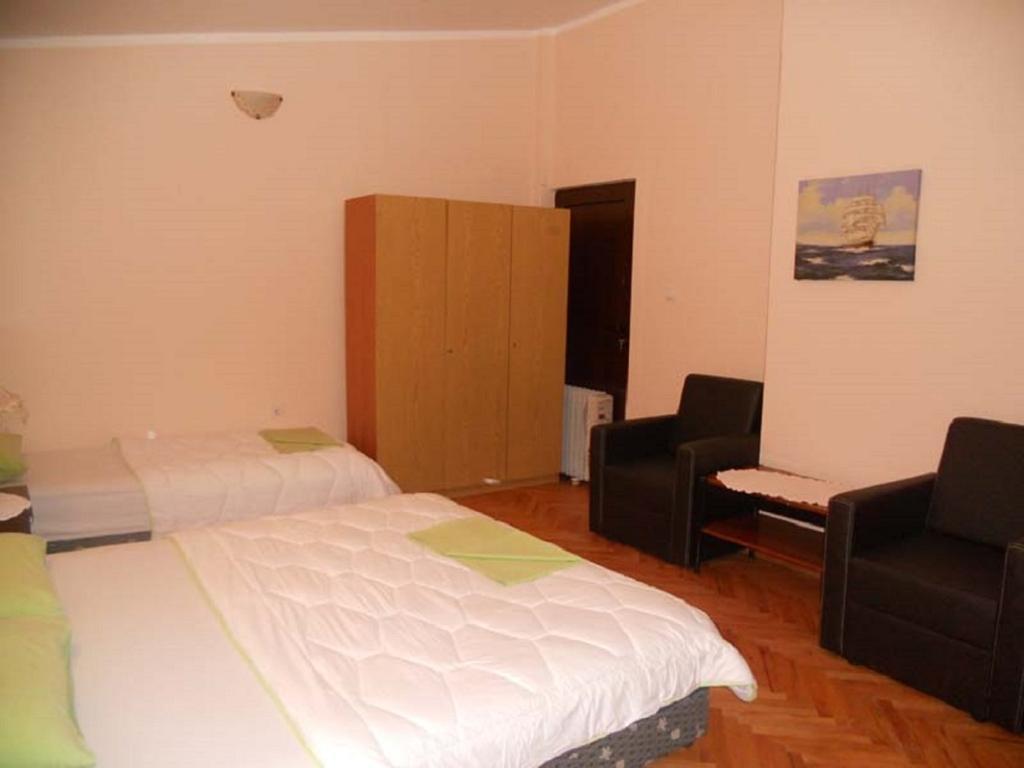 Apartment Stana Petrovac Buitenkant foto