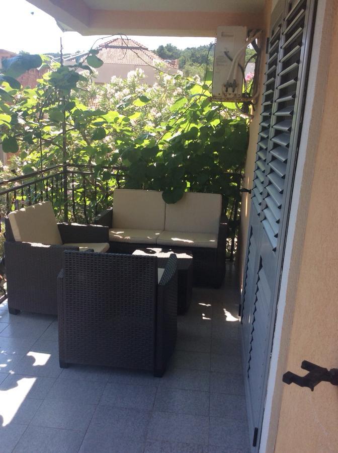 Apartment Stana Petrovac Buitenkant foto
